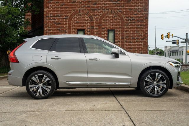 Used 2024 Volvo XC60 B5 Plus w/ Protection Package Premier AWD/4WD image 4