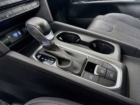 Used 2020 Hyundai Santa Fe SEL w/ Convenience Package FWD image 18