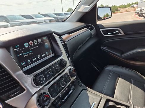 Used 2019 GMC Yukon XL Denali AWD/4WD image 28