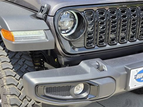 Used 2025 Jeep Wrangler Unlimited Sport S 4xe AWD/4WD image 9