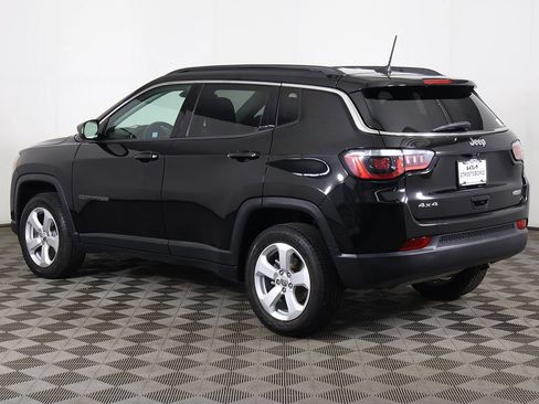 Used 2019 Jeep Compass Latitude AWD/4WD image 6