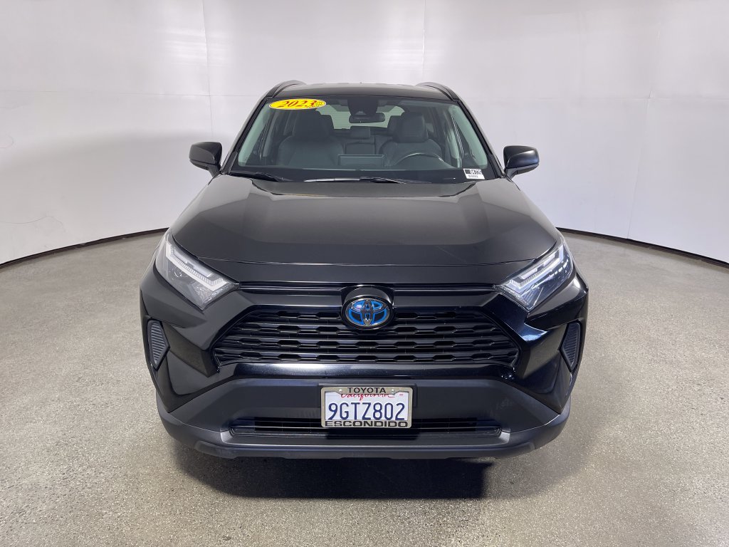 Certified 2023 Toyota RAV4 LE AWD/4WD image 8
