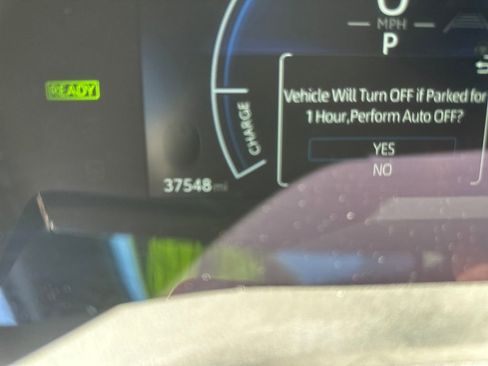 Used 2025 Toyota Camry SE image 10