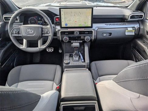 Used 2025 Toyota Tacoma TRD Sport image 17