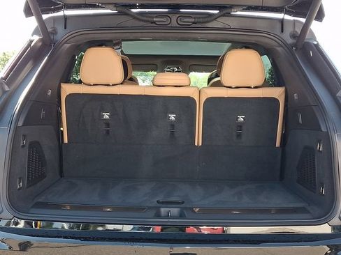 Certified 2025 Cadillac Escalade IQ Luxury 2 AWD/4WD image 28
