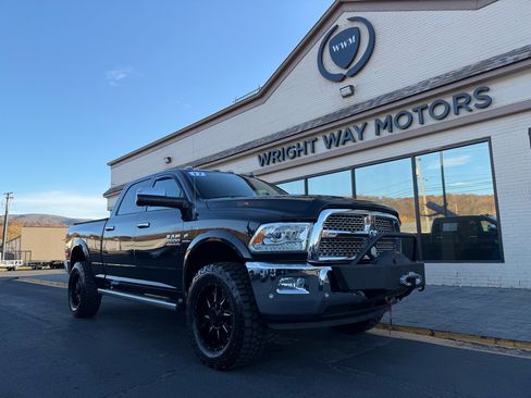 Used 2017 RAM 2500 Laramie image 1