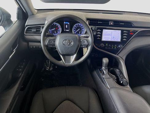 Used 2019 Toyota Camry LE FWD image 17