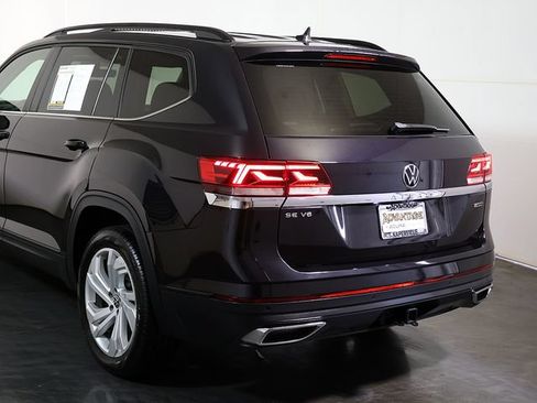 Used 2022 Volkswagen Atlas SE w/ Panoramic Sunroof Package AWD/4WD image 11