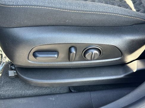 Used 2024 Chevrolet Equinox LT AWD/4WD image 17