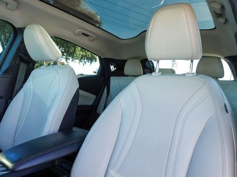 Used 2022 Ford Mustang Mach-E Premium image 20