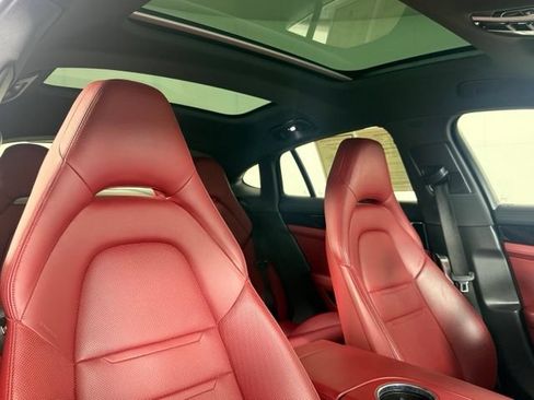 Used 2020 Porsche Panamera 4 AWD/4WD image 30
