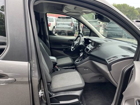 Used 2021 Ford Transit Connect XL FWD image 21