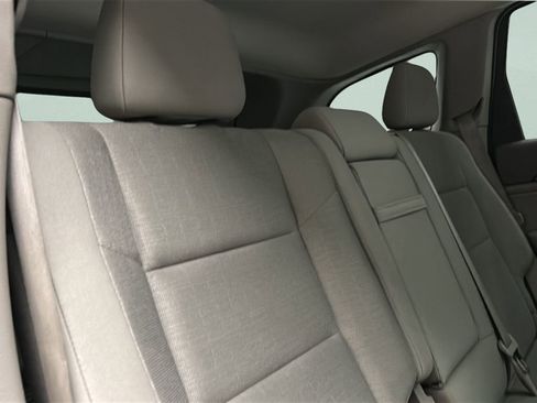 Used 2012 Jeep Grand Cherokee Laredo w/ Laredo E Group AWD/4WD image 16