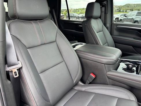 Used 2025 Chevrolet Tahoe RST w/ Comfort Package AWD/4WD image 25