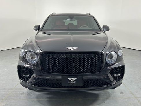 Certified 2022 Bentley Bentayga image 8