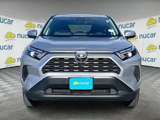 Used 2025 Toyota RAV4 XLE video 2