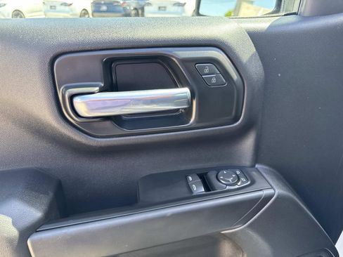 Used 2025 Chevrolet Silverado 1500 W/T RWD image 9