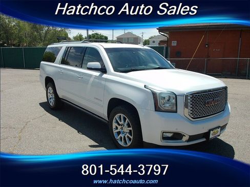 Used 2016 GMC Yukon XL Denali w/ Open Road Package AWD/4WD image 7