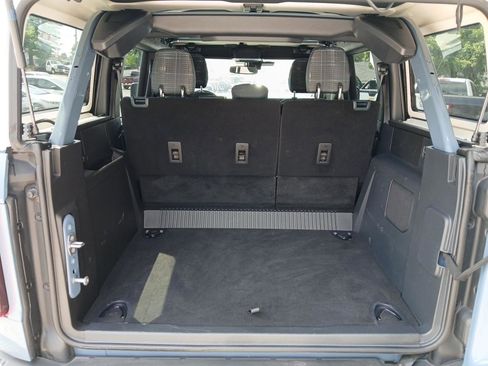 Used 2025 Ford Bronco Heritage Edition AWD/4WD image 9