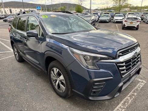 Certified 2023 Subaru Ascent Premium w/ Convenience Package AWD/4WD image 6