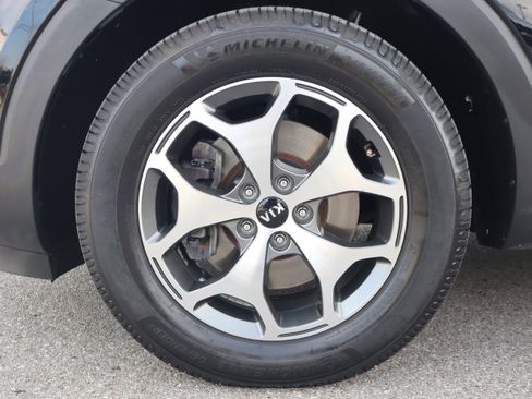 Used 2020 Kia Telluride EX image 11