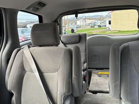 Used 2008 Toyota Sienna LE image 26