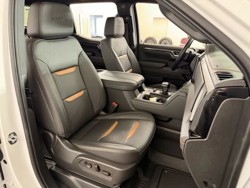 Used 2023 GMC Sierra 1500 AT4 w/ AT4 Preferred Package AWD/4WD image 40
