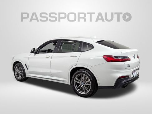 Used 2021 BMW X4 xDrive30i w/ M Sport Package image 3