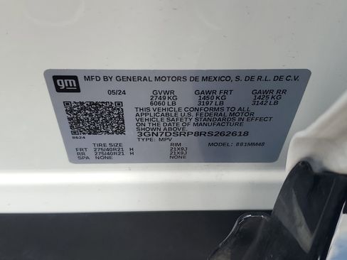 Used 2024 Chevrolet Equinox EV RS w/ Active Safety Package 3 image 27