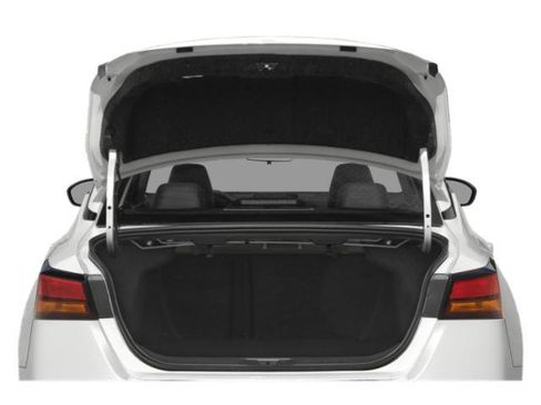 Used 2024 Nissan Altima 2.0 SR FWD image 14