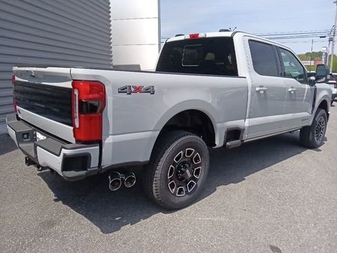 New 2026 Ford F250 Platinum image 3