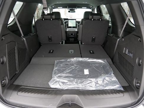 New 2026 GMC Yukon Elevation image 6