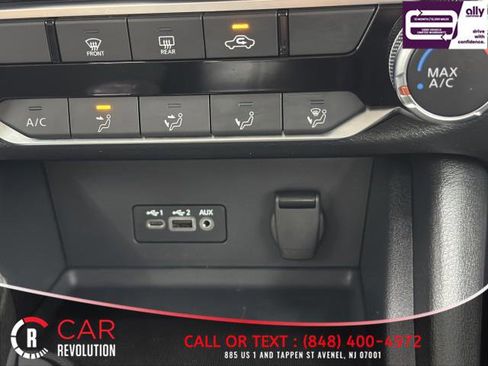 Used 2022 Nissan Sentra SV image 28