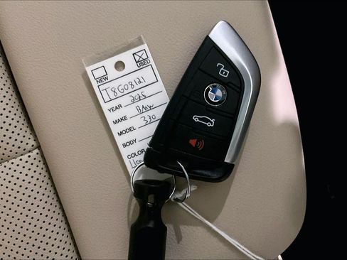Used 2026 BMW 330i xDrive Sedan AWD/4WD image 14