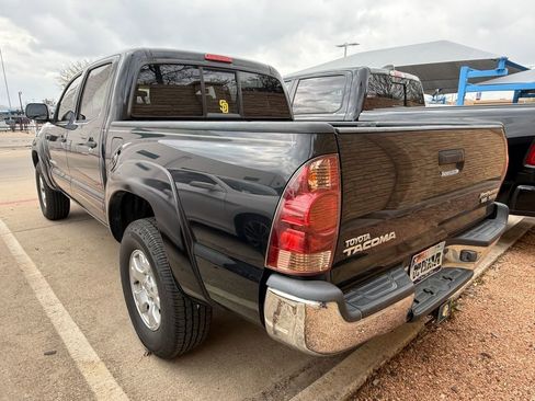 Used 2005 Toyota Tacoma PreRunner image 6