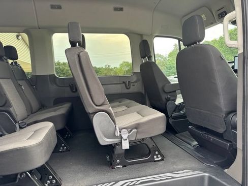 Used 2024 Ford Transit 350 XLT RWD image 27