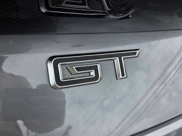 Used 2025 Ford Mustang GT RWD image 9