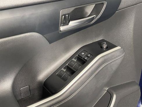 Used 2022 Toyota Highlander XLE image 20