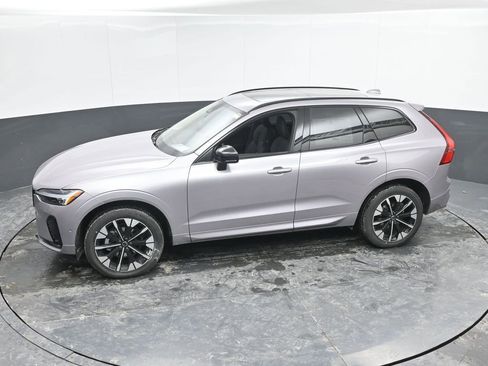 New 2026 Volvo XC60 B5 Plus w/ Protection Package Premier image 34