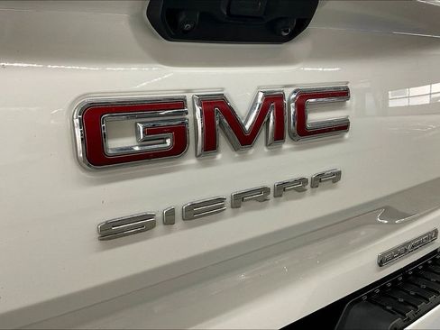 Used 2024 GMC Sierra 1500 Elevation image 27