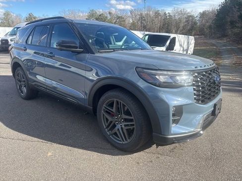 New 2026 Ford Explorer ST w/ Sun And Sound Package image 29