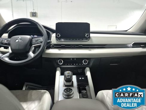 Used 2024 Mitsubishi Outlander SEL AWD/4WD image 31