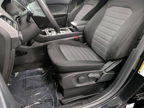 Used 2024 Ford Edge SE w/ Black Appearance Package AWD/4WD image 12