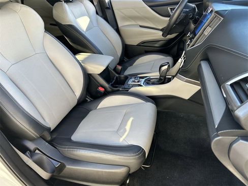 Used 2019 Subaru Forester Limited image 8