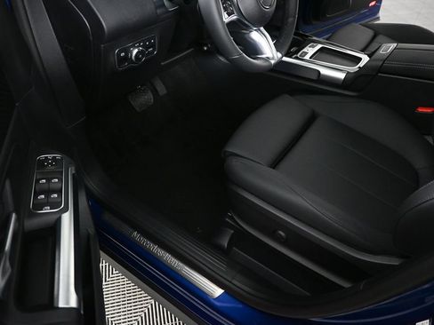 New 2026 Mercedes-Benz GLB 250 image 7