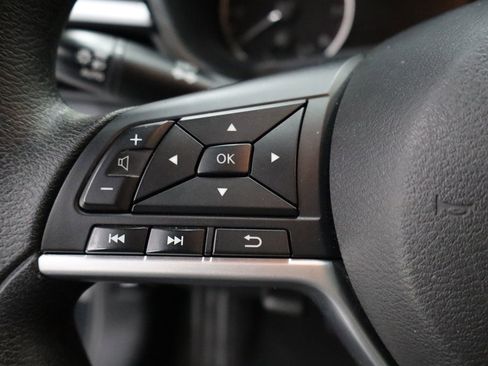 Used 2022 Nissan Altima 2.5 SV image 16