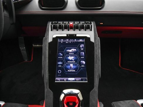 Used 2023 Lamborghini Huracan Tecnica image 39