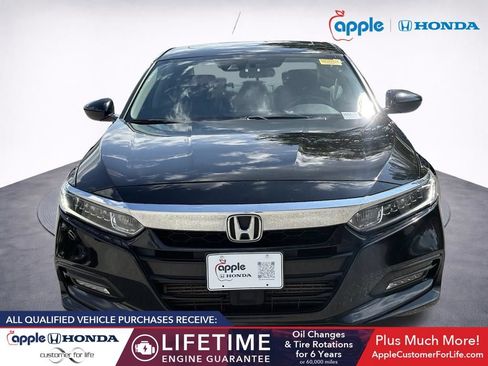 Used 2018 Honda Accord EX image 2