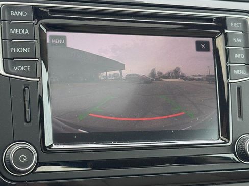 Used 2017 Volkswagen Beetle 1.8T image 20