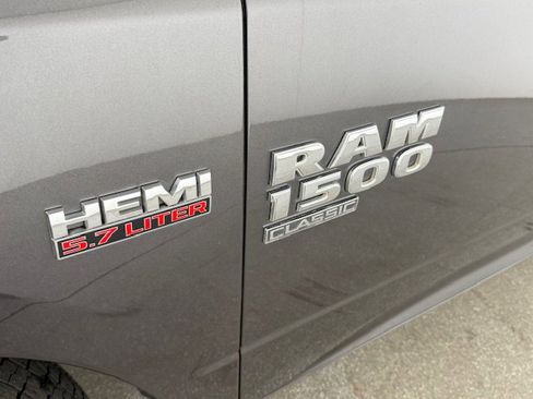 Used 2019 RAM 1500 Big Horn image 6